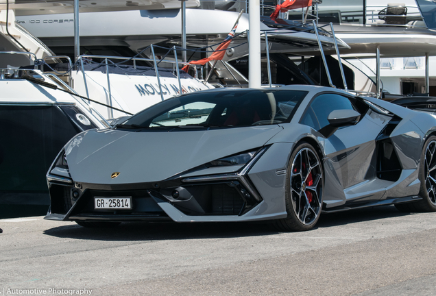 Lamborghini Revuelto