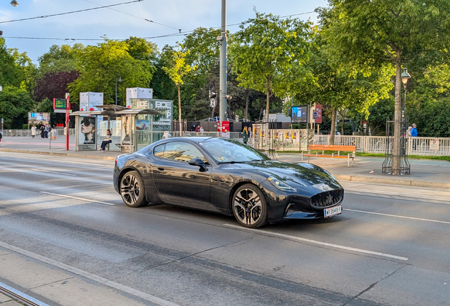Maserati GranTurismo Folgore 2023