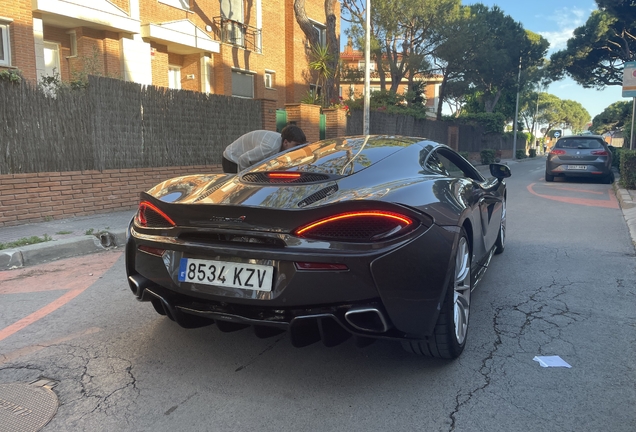 McLaren 570GT