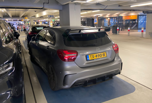 Mercedes-AMG A 45 W176 2015