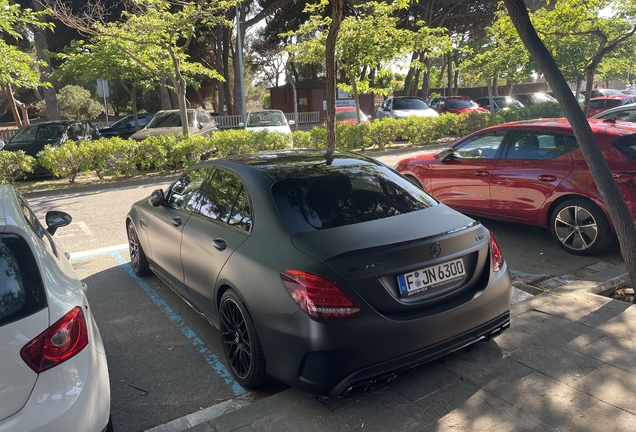 Mercedes-AMG C 63 S W205