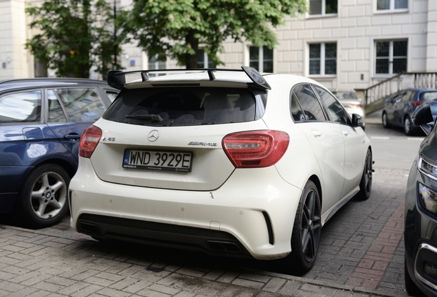 Mercedes-Benz A 45 AMG