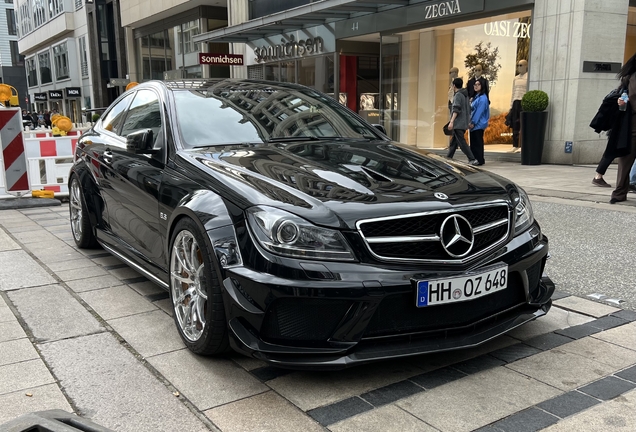 Mercedes-Benz C 63 AMG Coupé Black Series