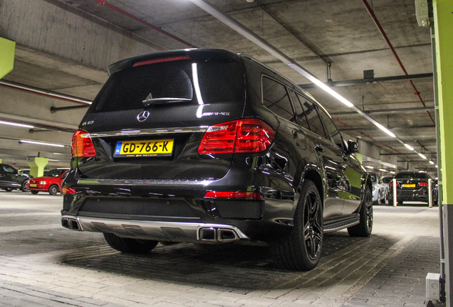 Mercedes-Benz GL 63 AMG X166