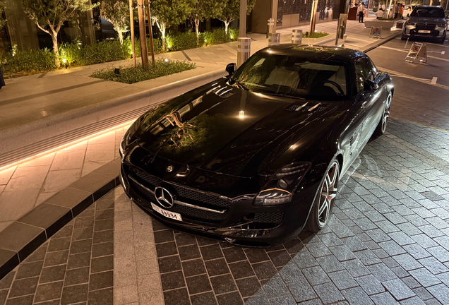 Mercedes-Benz SLS AMG