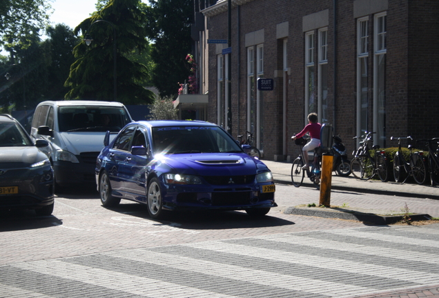 Mitsubishi Lancer Evolution IX