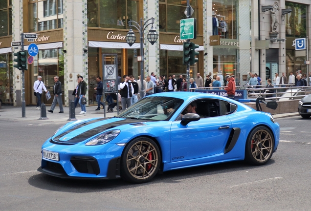 Porsche 718 Cayman GT4 RS Weissach Package