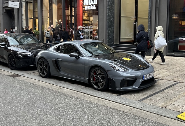 Porsche 718 Cayman GT4 RS Weissach Package