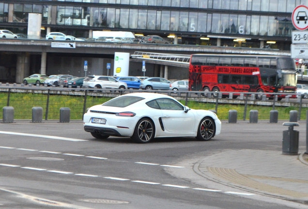 Porsche 718 Cayman S