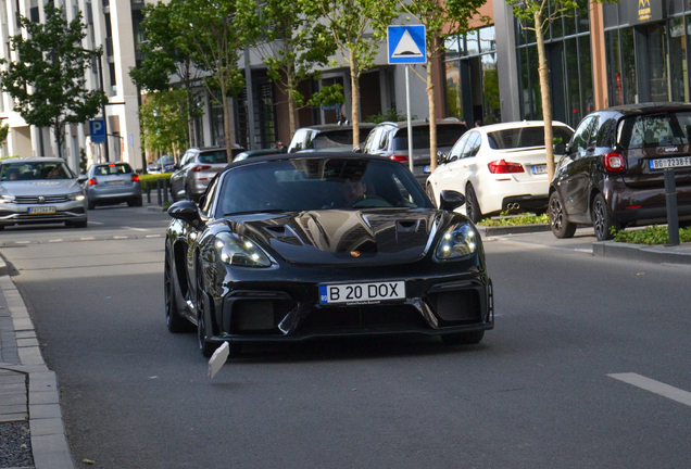 Porsche 718 Spyder RS Weissach Package
