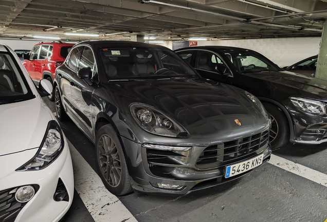 Porsche 95B Macan GTS