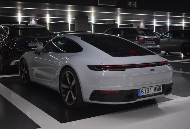 Porsche 992 Carrera 4S