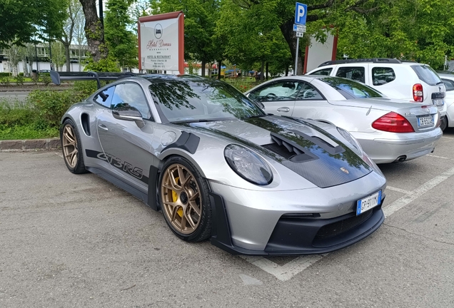 Porsche 992 GT3 RS Weissach Package