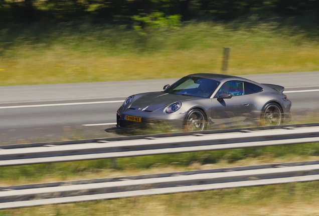 Porsche 992 GT3 Touring