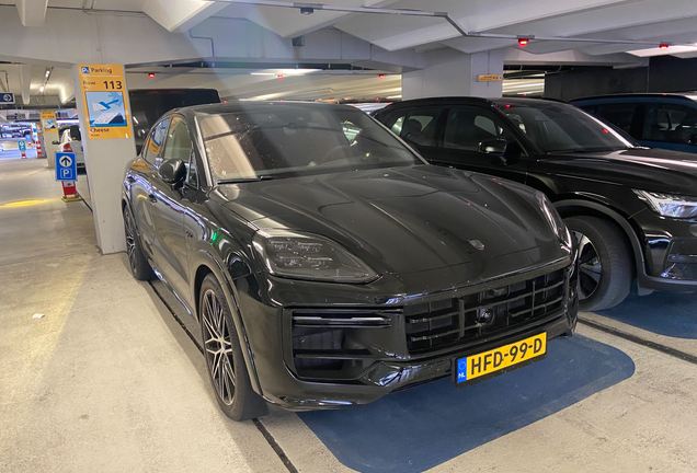 Porsche Cayenne Coupé Turbo E-Hybrid