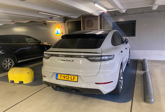 Porsche Cayenne Coupé Turbo S E-Hybrid