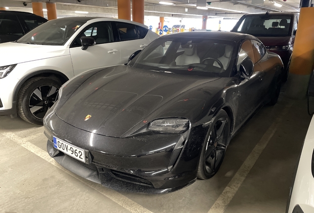 Porsche Taycan Turbo