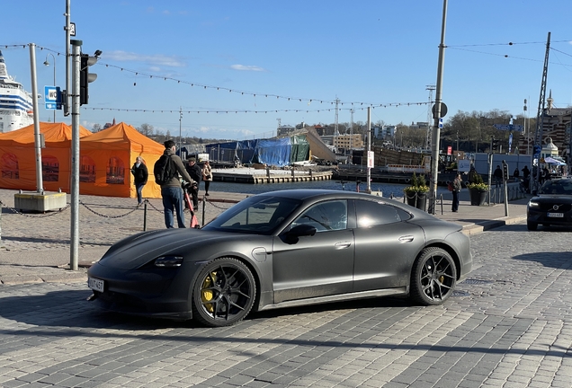 Porsche Taycan Turbo S