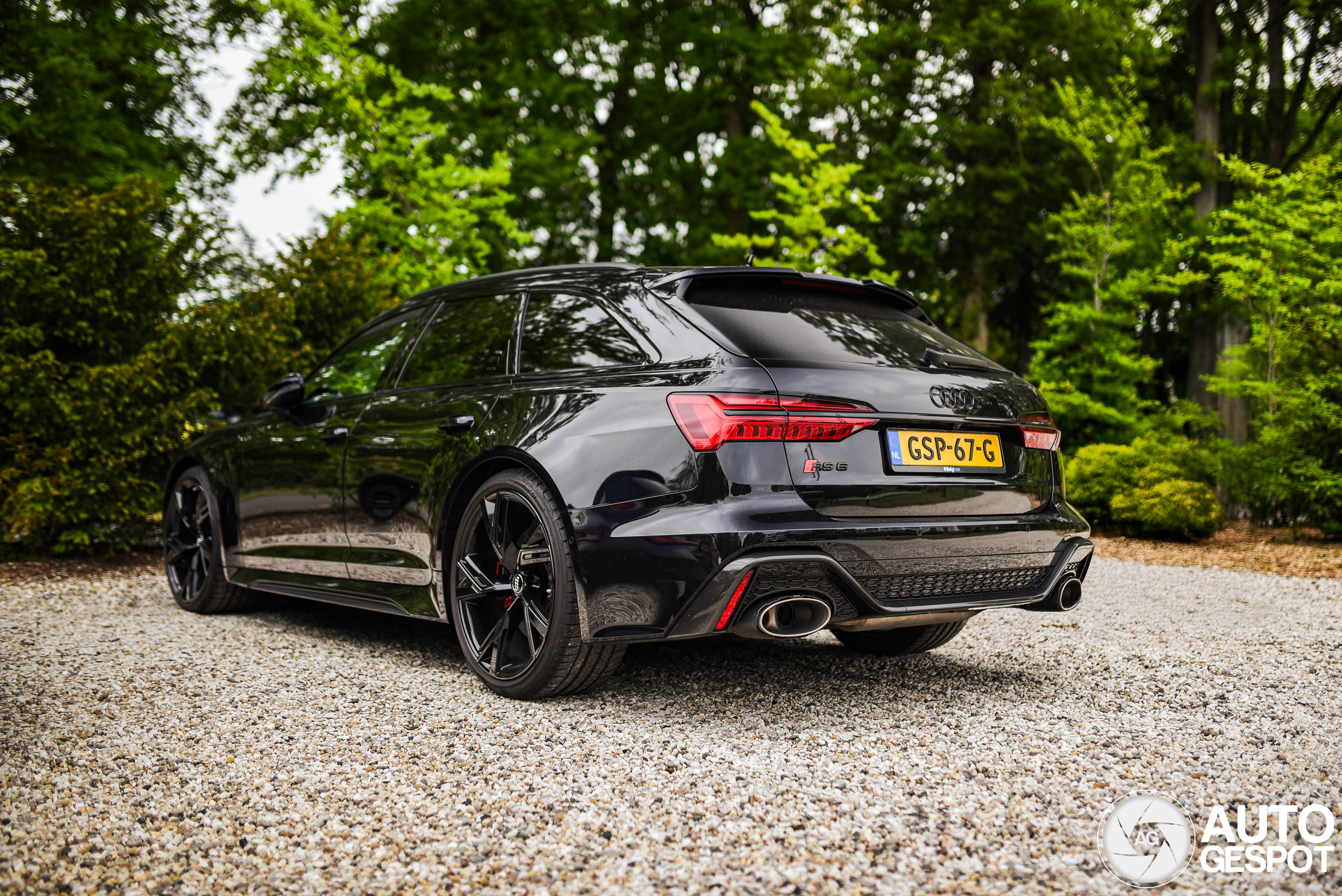 Audi RS6 Avant C8