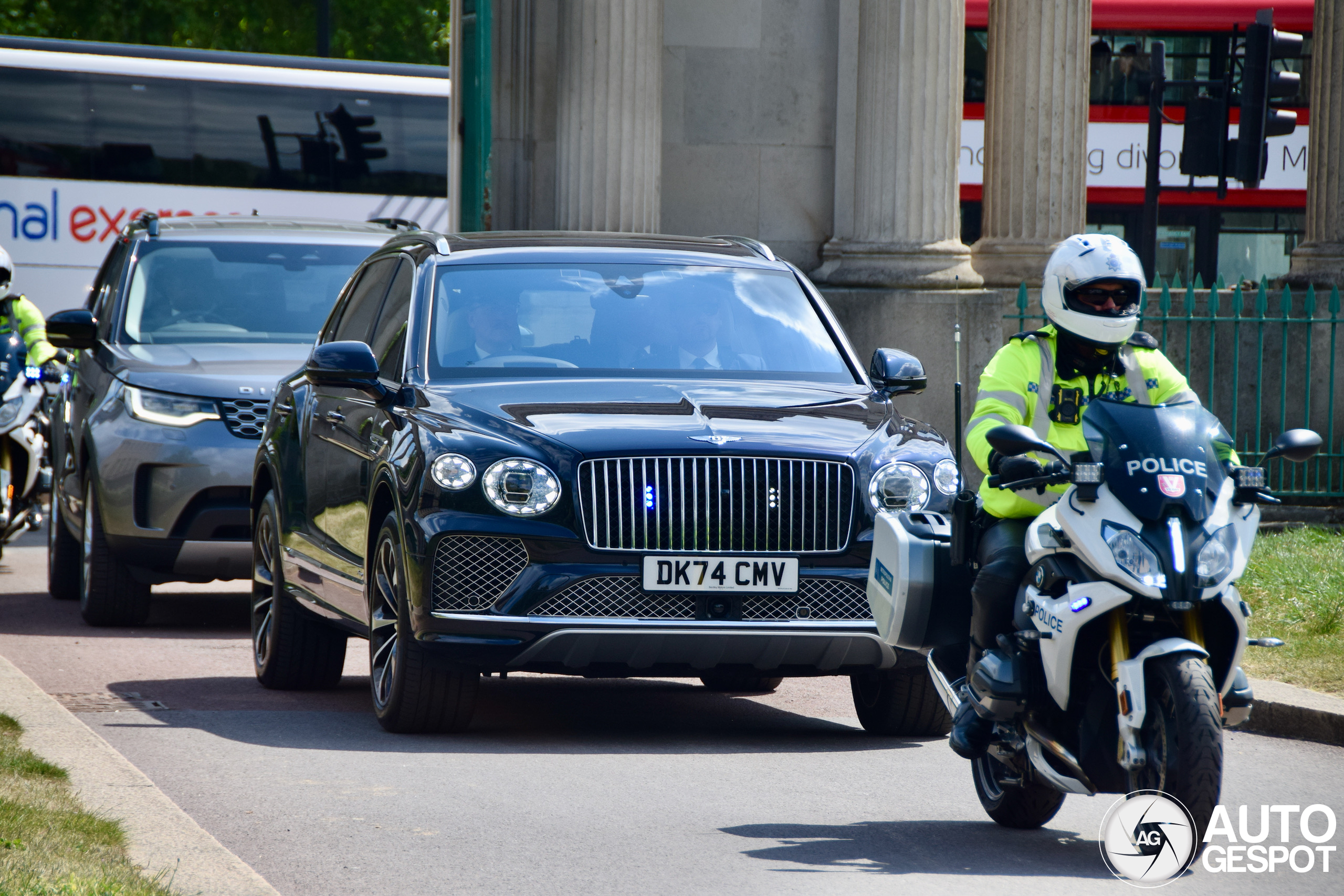 Bentley Bentayga Azure EWB 2024