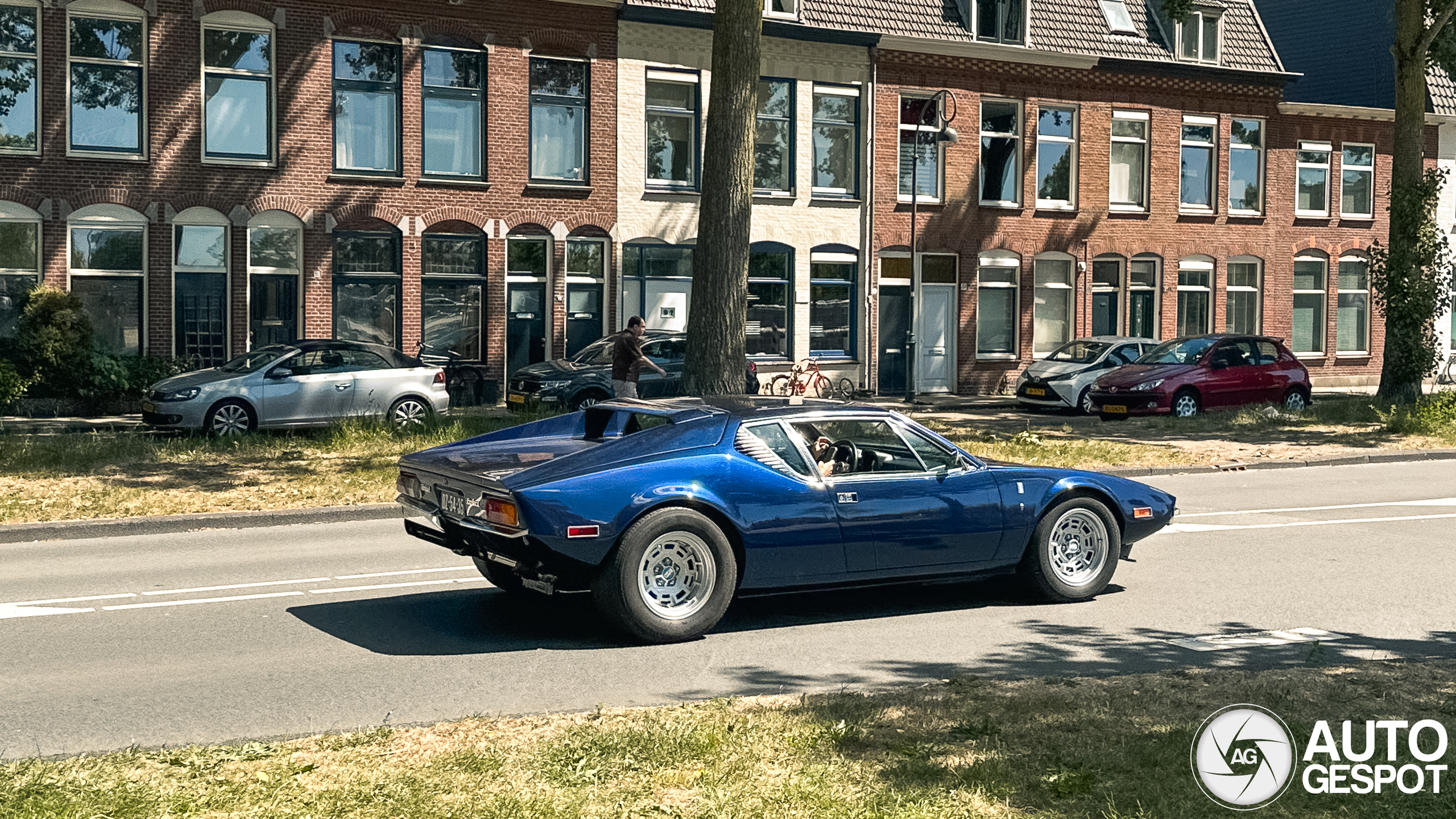 De Tomaso Pantera L