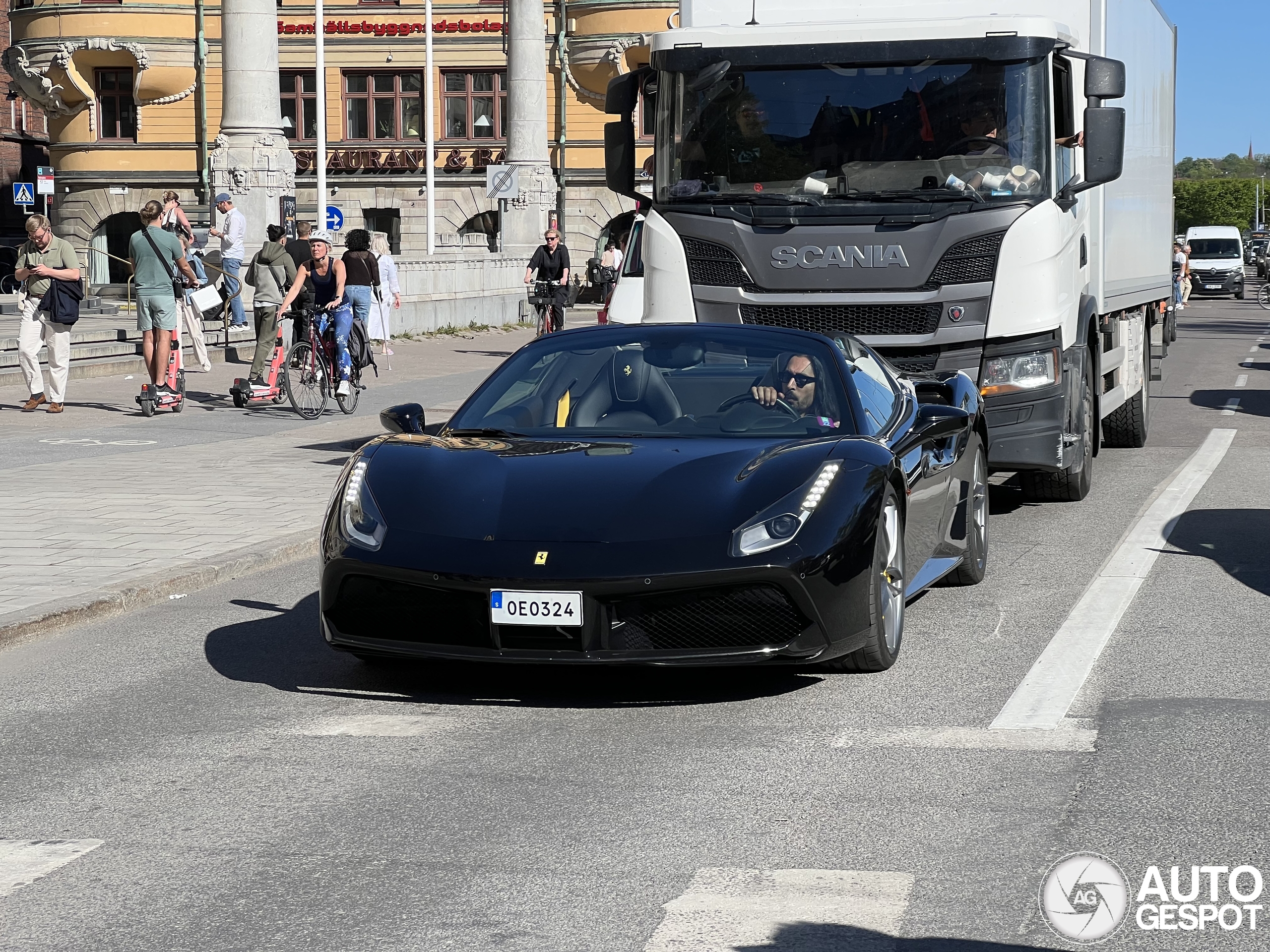 Ferrari 488 Spider
