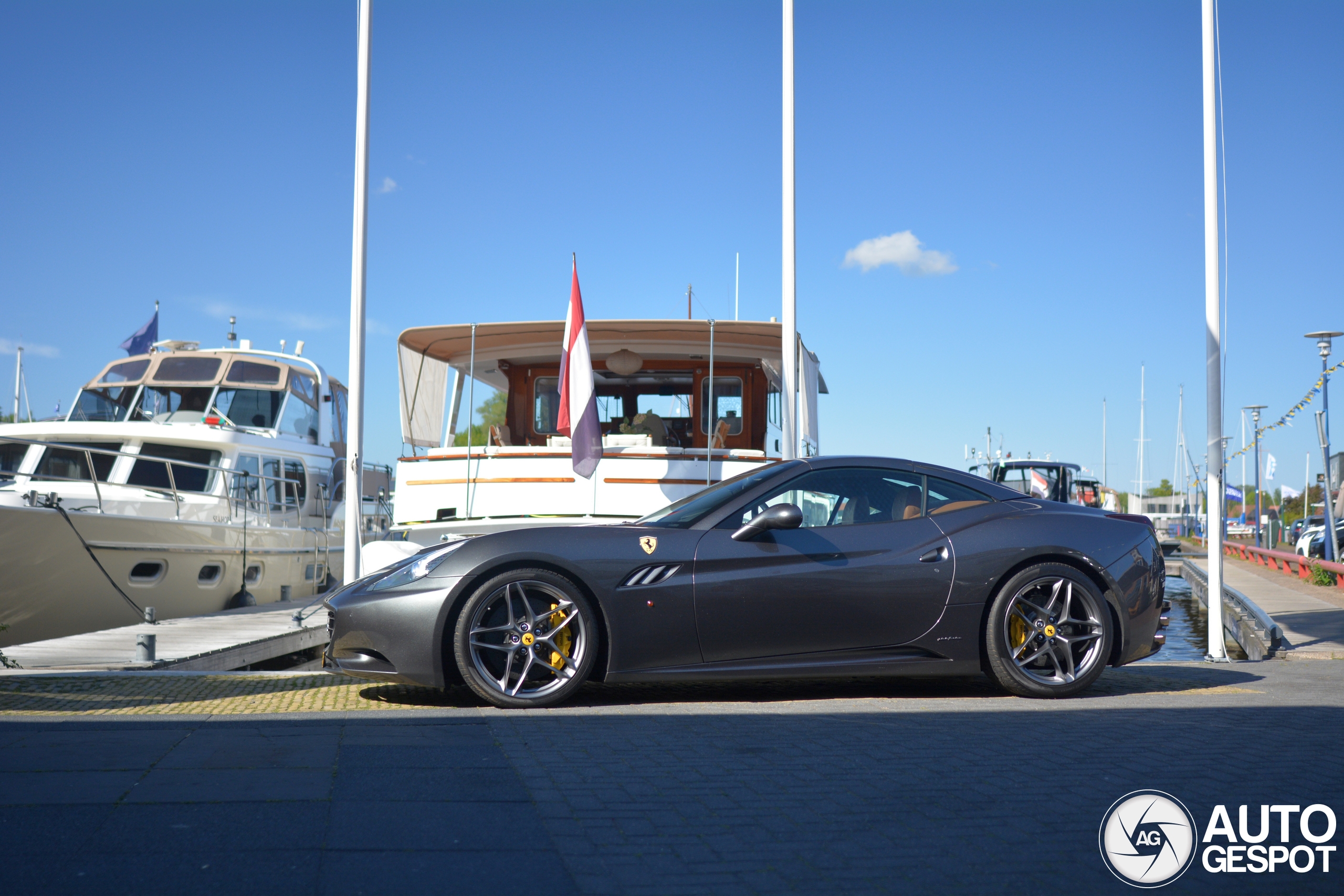 Ferrari California