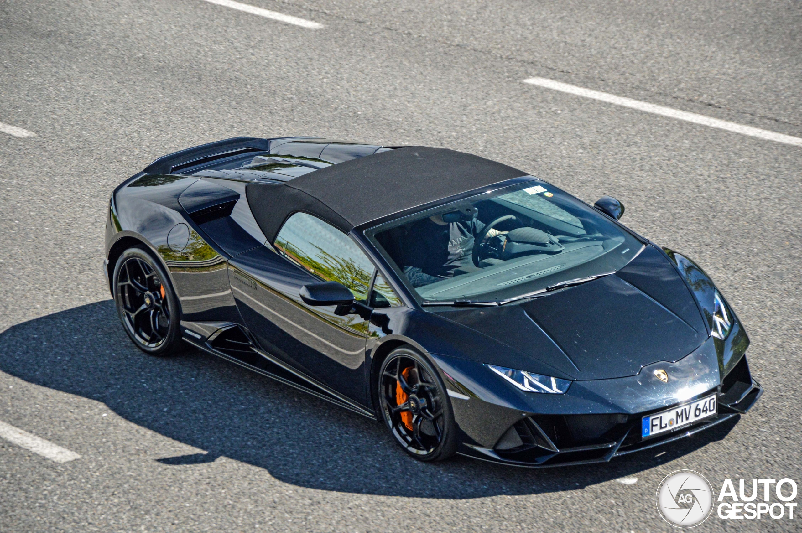 Lamborghini Huracán LP640-4 EVO Spyder