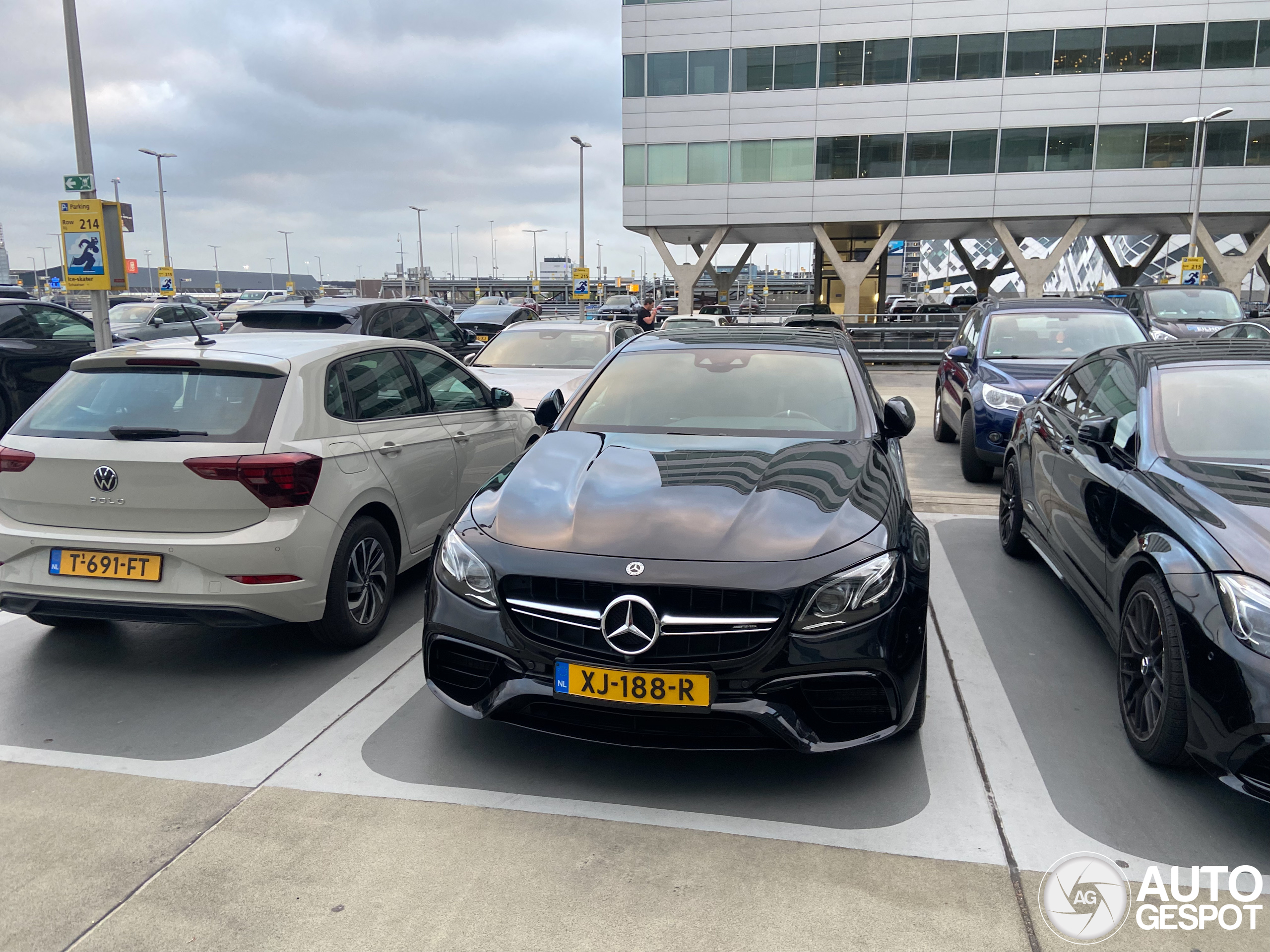 Mercedes-AMG E 63 S W213