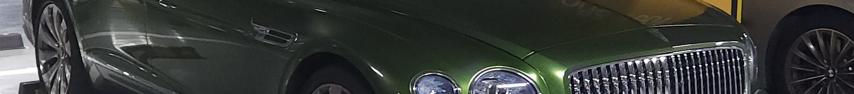Bentley Flying Spur V8 2021