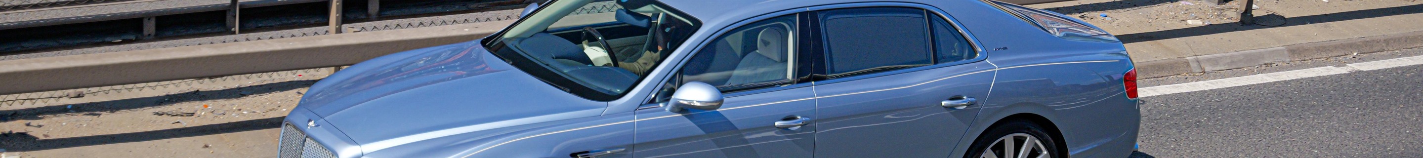 Bentley Flying Spur W12