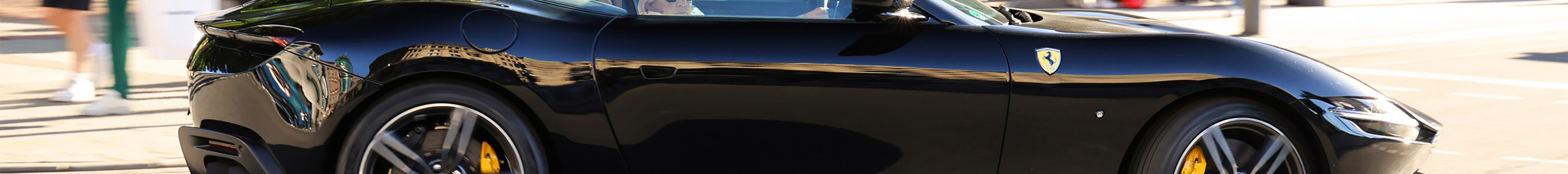 Ferrari Roma Spider