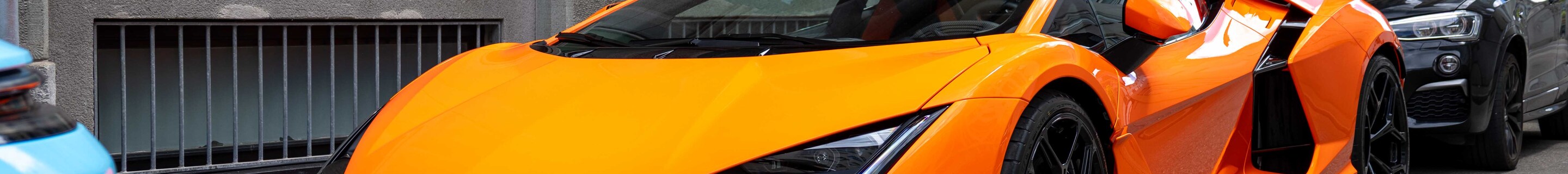 Lamborghini Revuelto