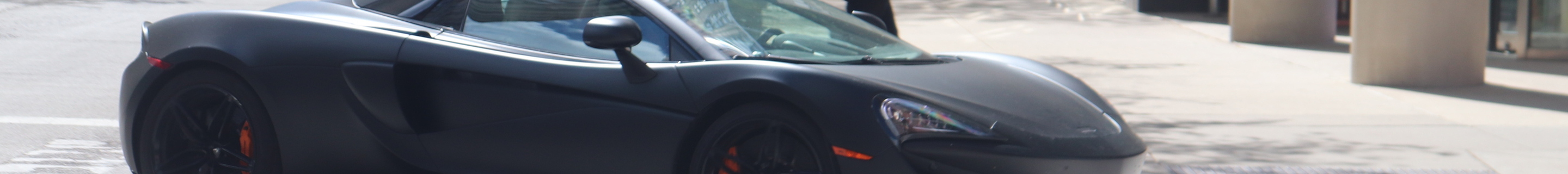 McLaren 570S Spider