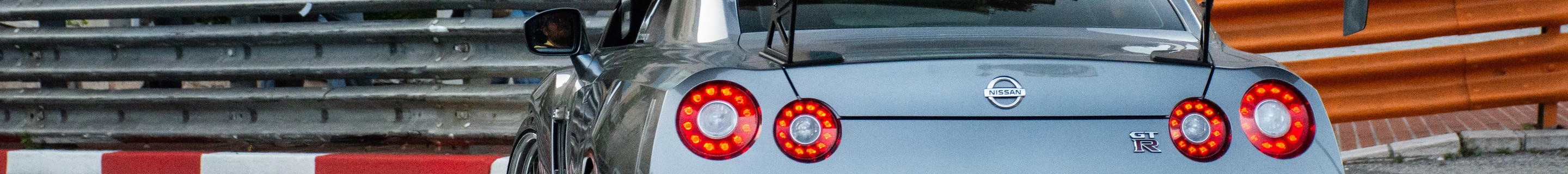 Nissan GT-R 2011