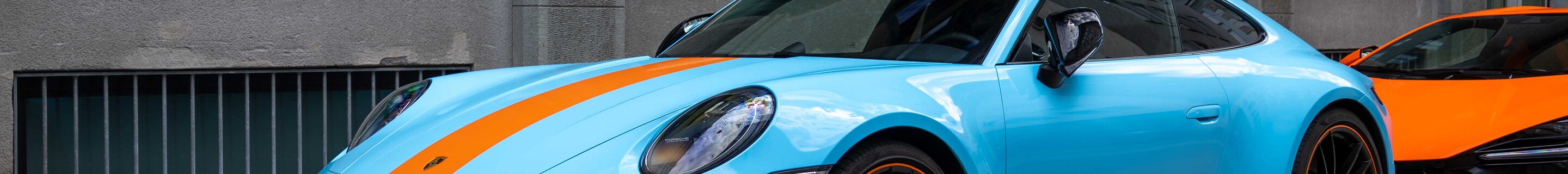 Porsche 992 Carrera 4 GTS