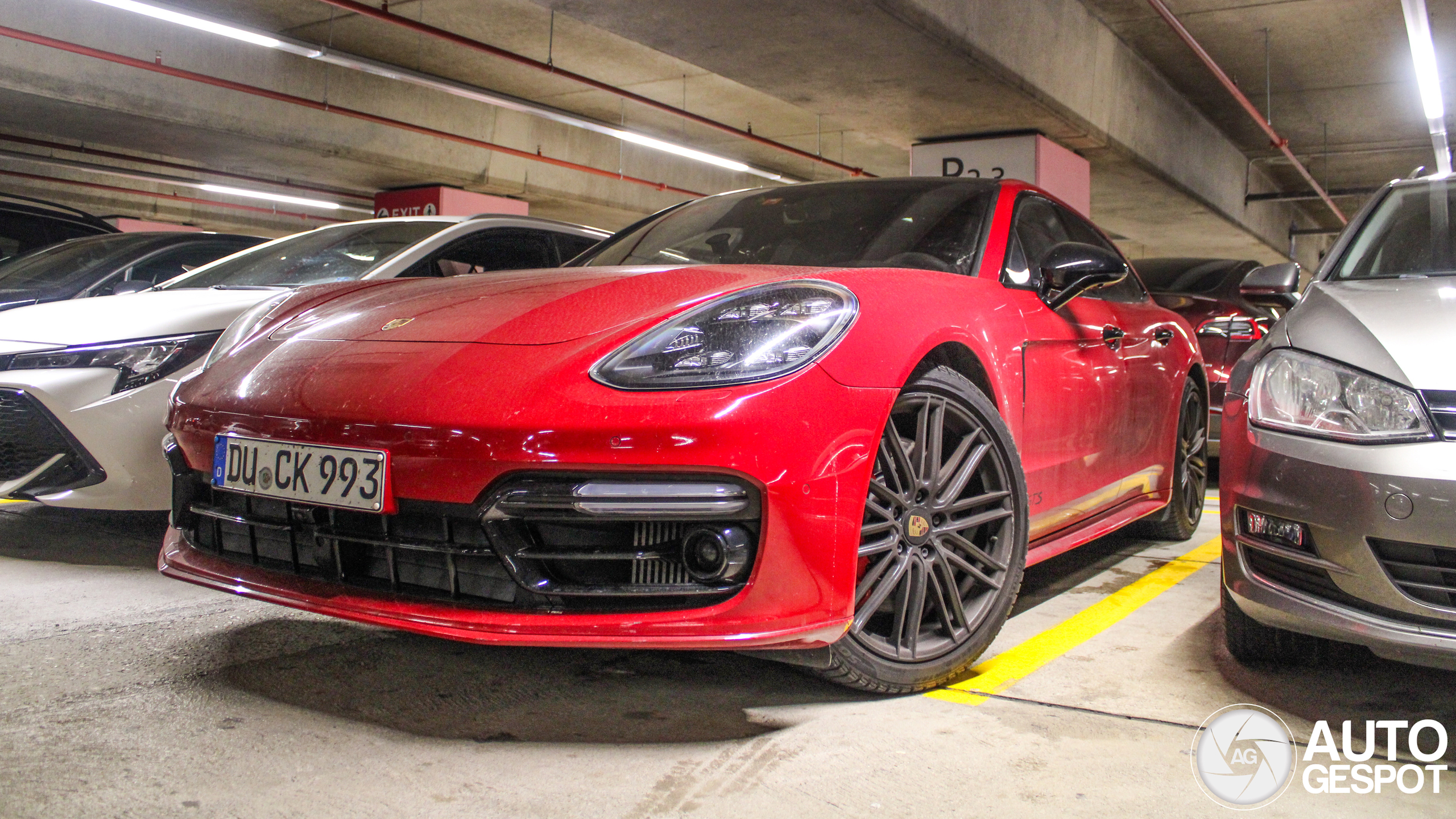 Porsche 971 Panamera GTS Sport Turismo MkI