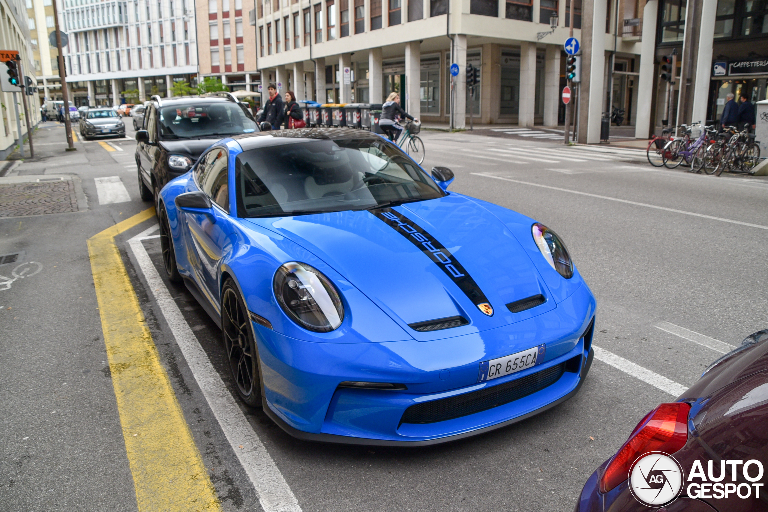Porsche 992 GT3 Touring
