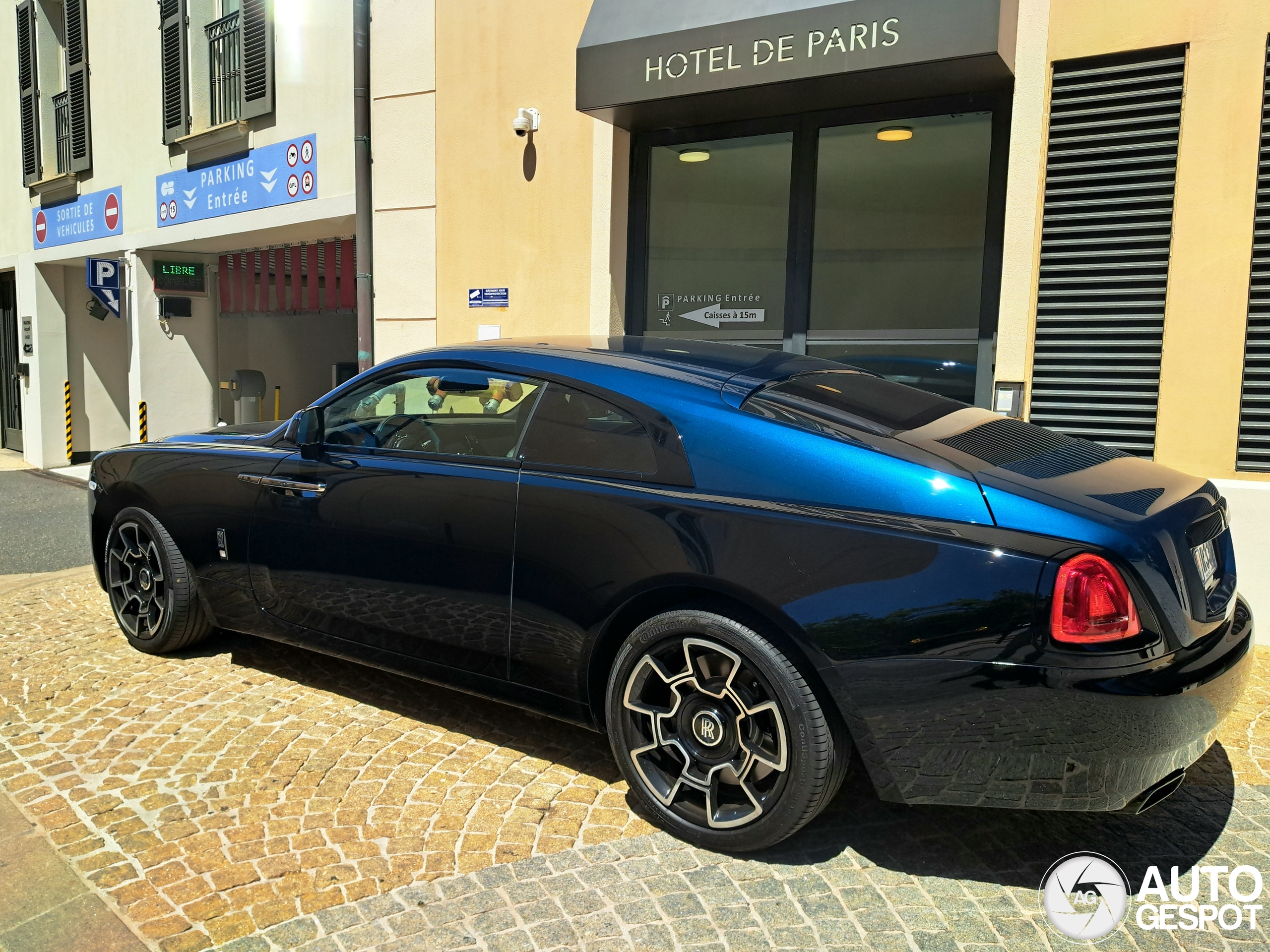 Rolls-Royce Wraith Black Badge Adamas Collection