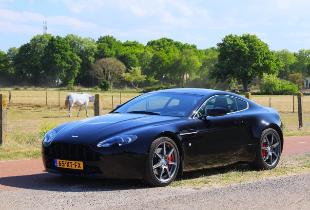 Aston Martin V8 Vantage