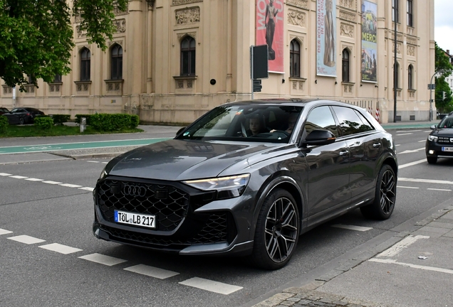 Audi RS Q8 2024