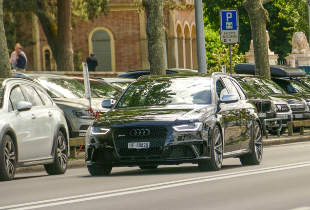 Audi RS4 Avant B8