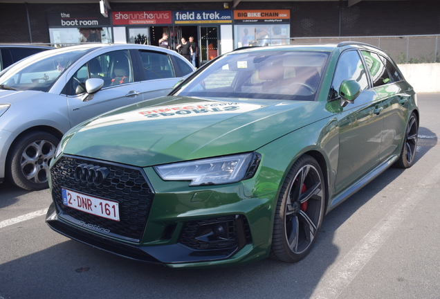 Audi RS4 Avant B9