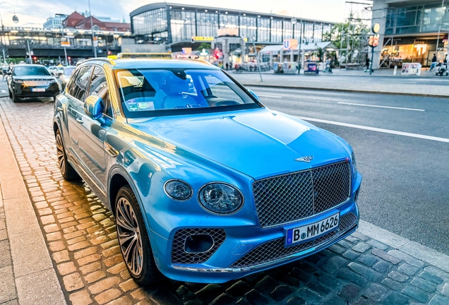 Bentley Bentayga Azure