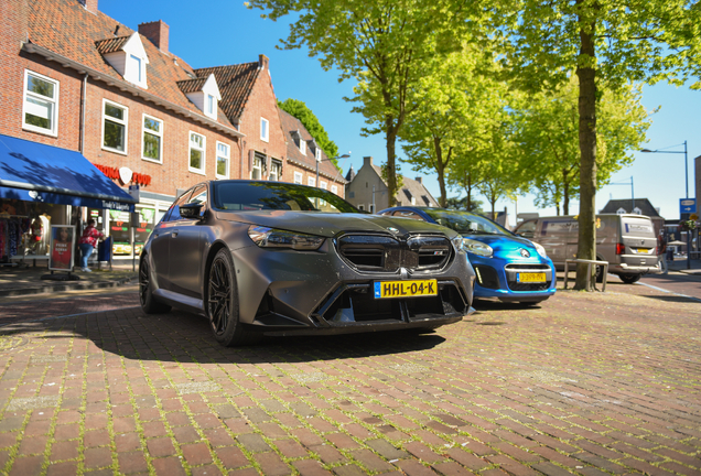 BMW M5 G90