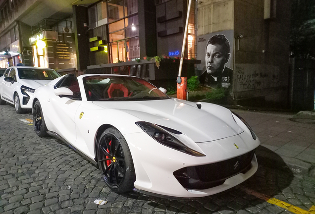 Ferrari 812 GTS