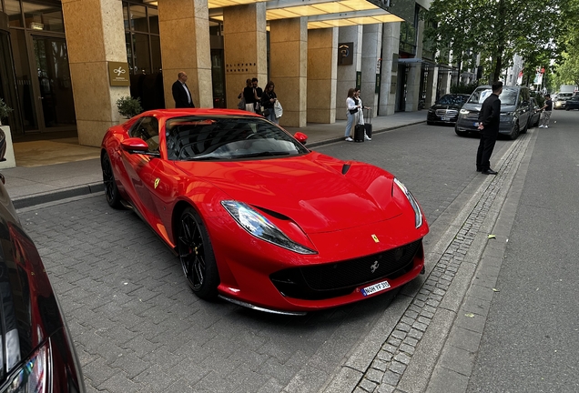 Ferrari 812 GTS