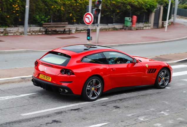 Ferrari GTC4Lusso