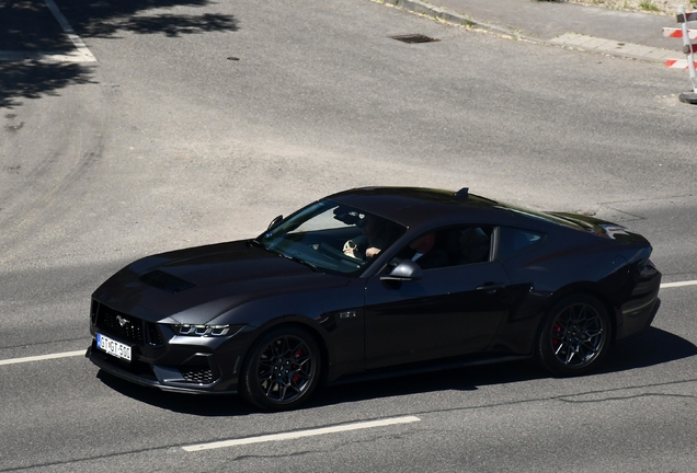 Ford Mustang GT 2024