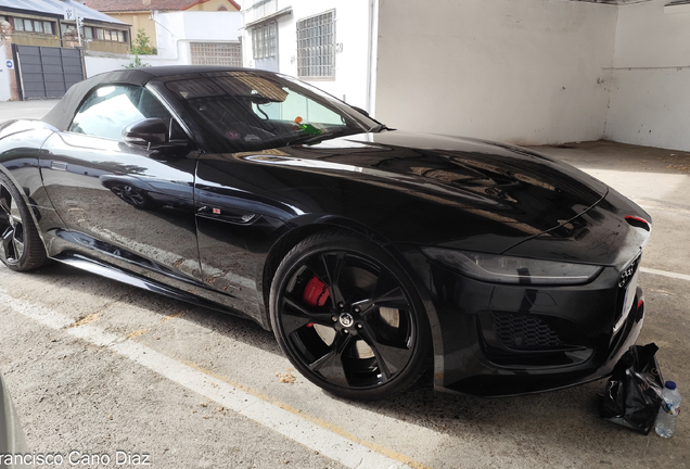 Jaguar F-TYPE R75 Convertible